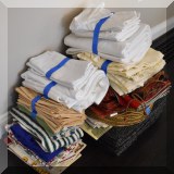 D42. Kitchen linens.